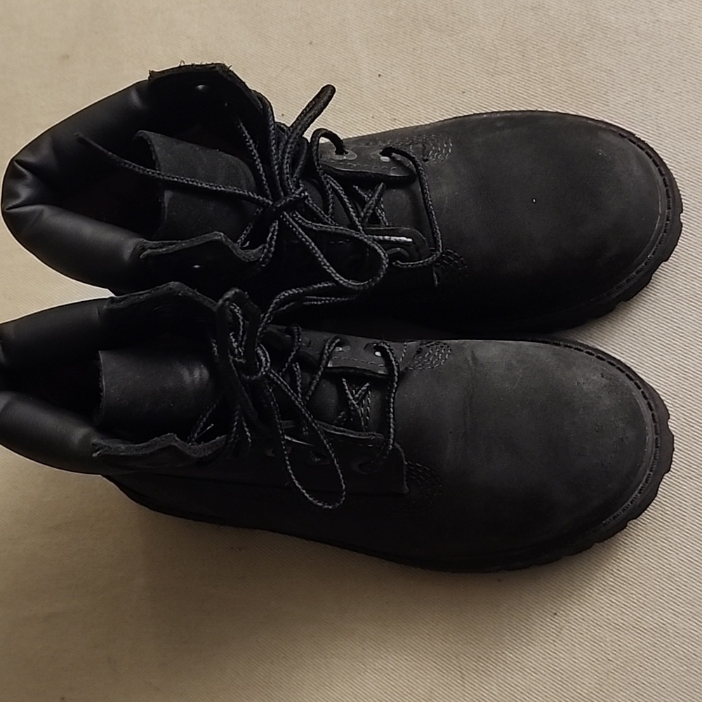 Timberland Waterproof 6" Boots Boys' Grade School gently used